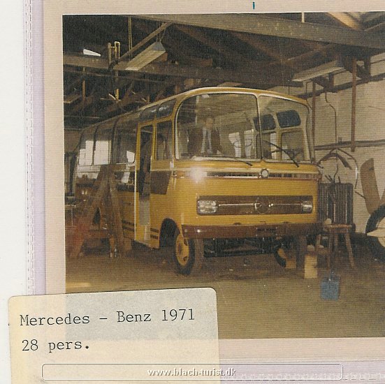 0012 Mercedes 608 under opbygning i Sor 1971.jpg