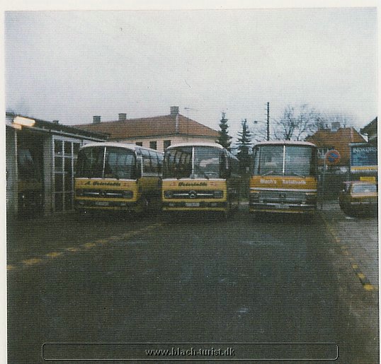 2 stk O302 og et stk S 150  1989.jpg